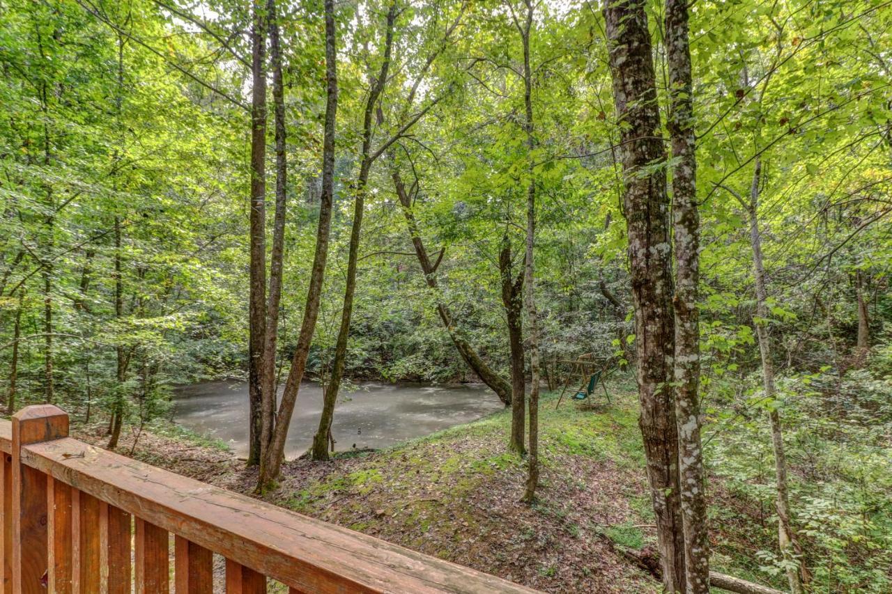 Friendly Bear Cabin Pigeon Forge Exterior photo